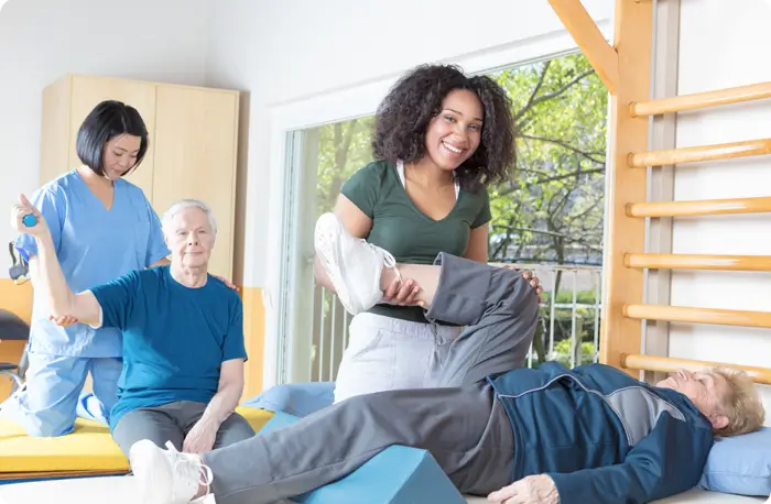 busy-physical-therapy-clinic-with-patients-e1687463401626